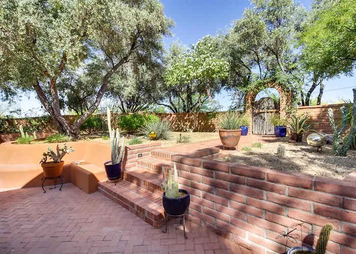 Holiday home Eclectic 2 Mi To Saguaro National Park