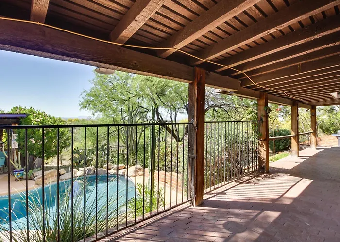 Holiday home Eclectic 2 Mi To Saguaro National Park