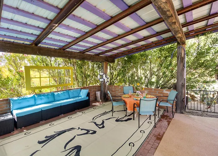 Holiday home Eclectic 2 Mi To Saguaro National Park