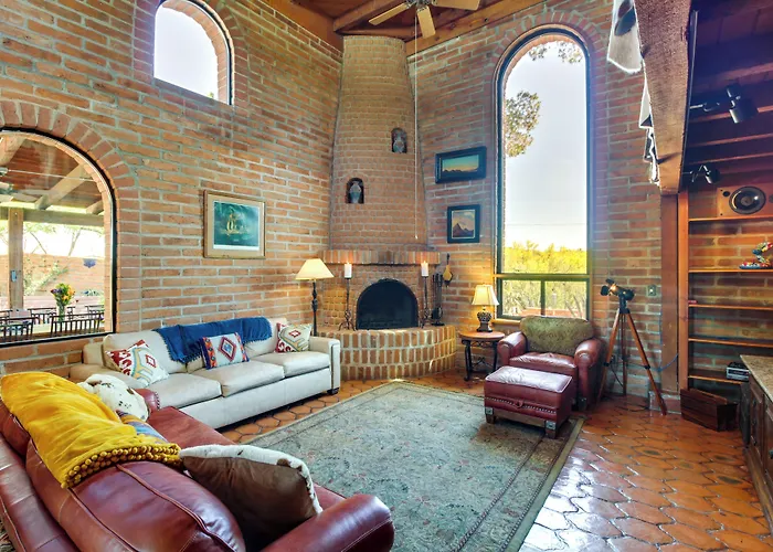 Holiday home Eclectic 2 Mi To Saguaro National Park *